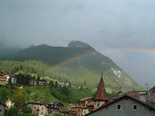 Moena e l'arcobaleno